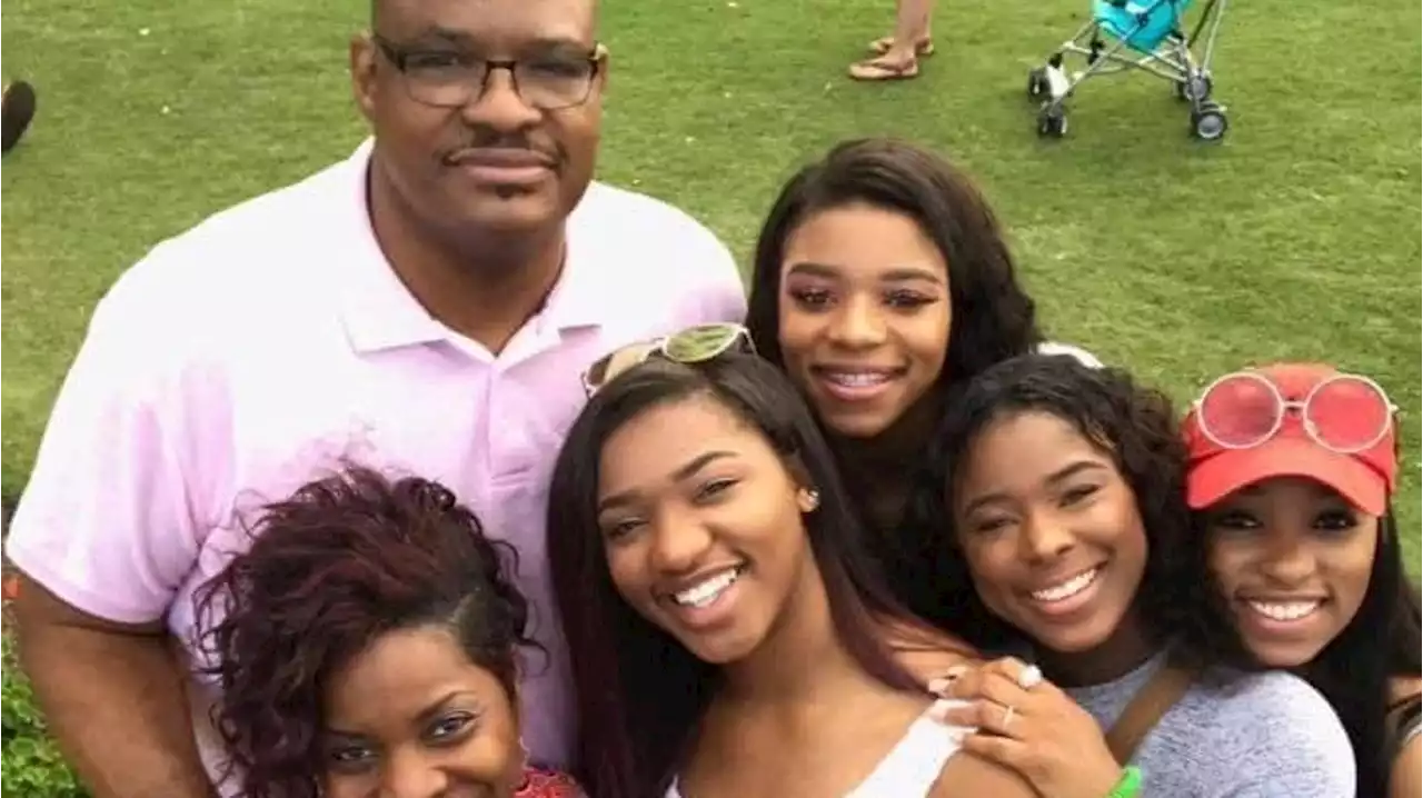 'A selfless man': Columbus West football coach Aaron Owens dies at 56