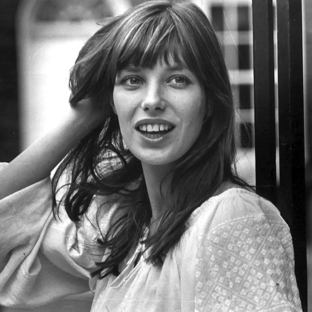Hermès Muse Jane Birkin Laid to Rest After Daughters Carry Her Casket ...