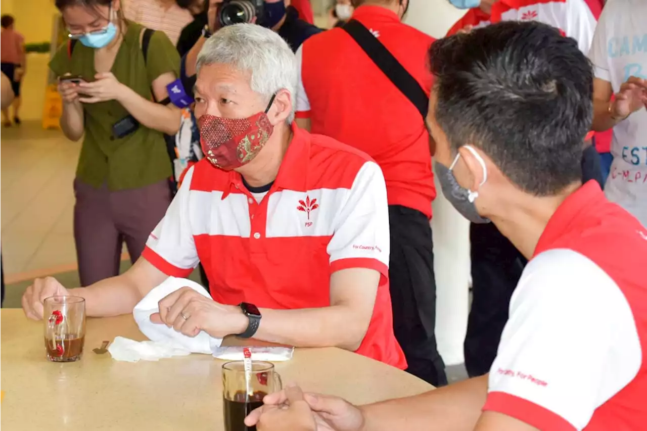 Singapore orders PM’s brother to correct Facebook post
