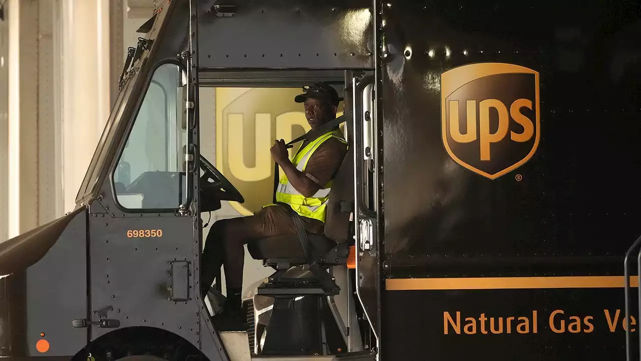 Teamsters reach 'historic' deal with UPS: 'Tremendous victory for labor,' union president says