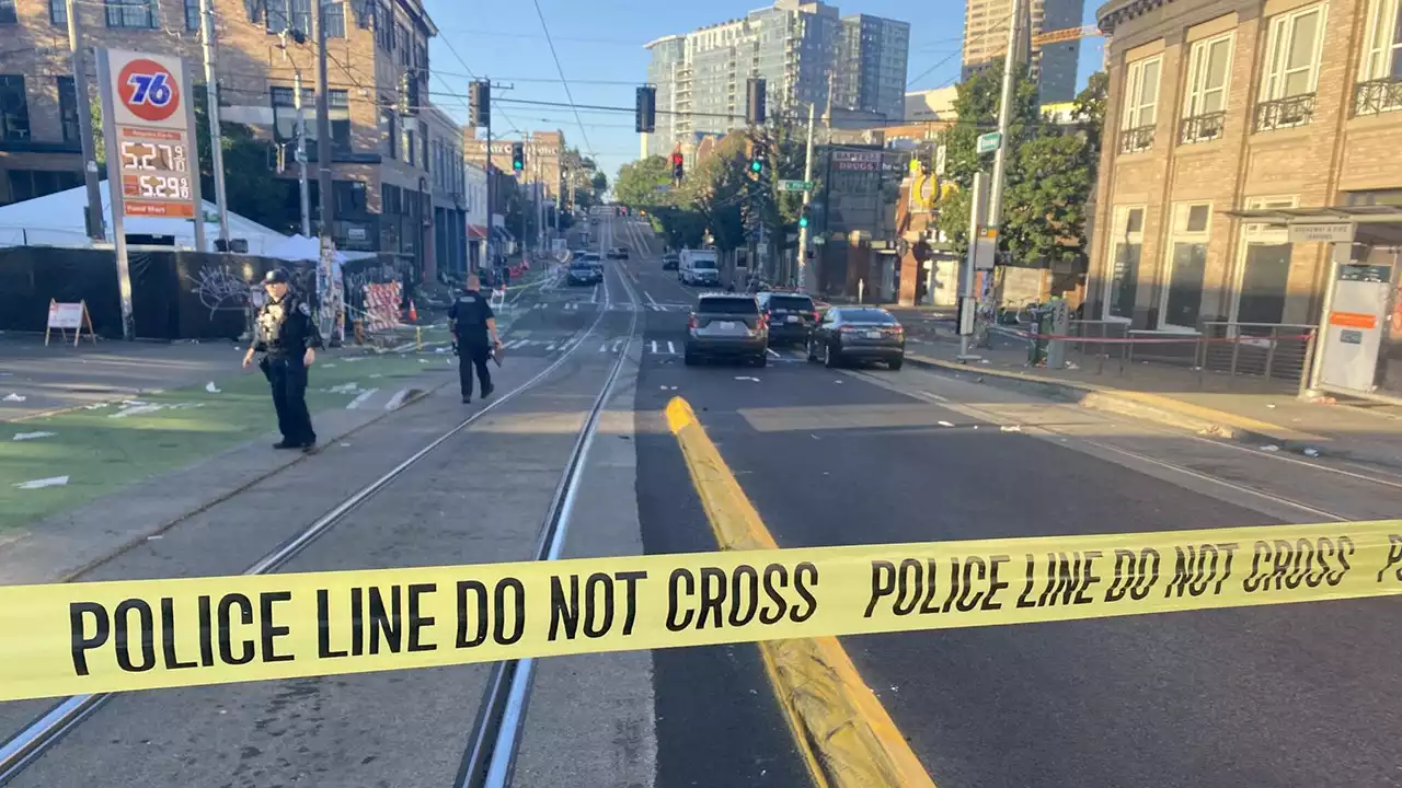 Shooting at illegal street racing event in Seattle leaves 4 injured, police say