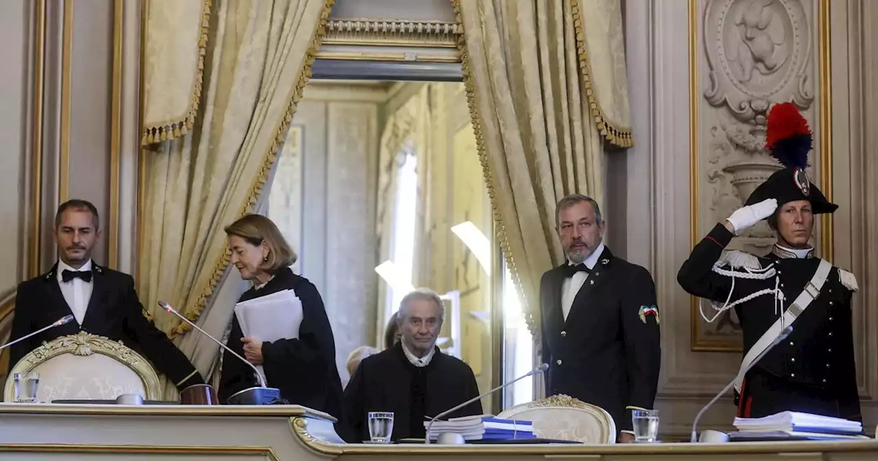 Con la sentenza sul caso Ferri, la Corte costituzionale ha posto il Parlamento nelle mani dei pm