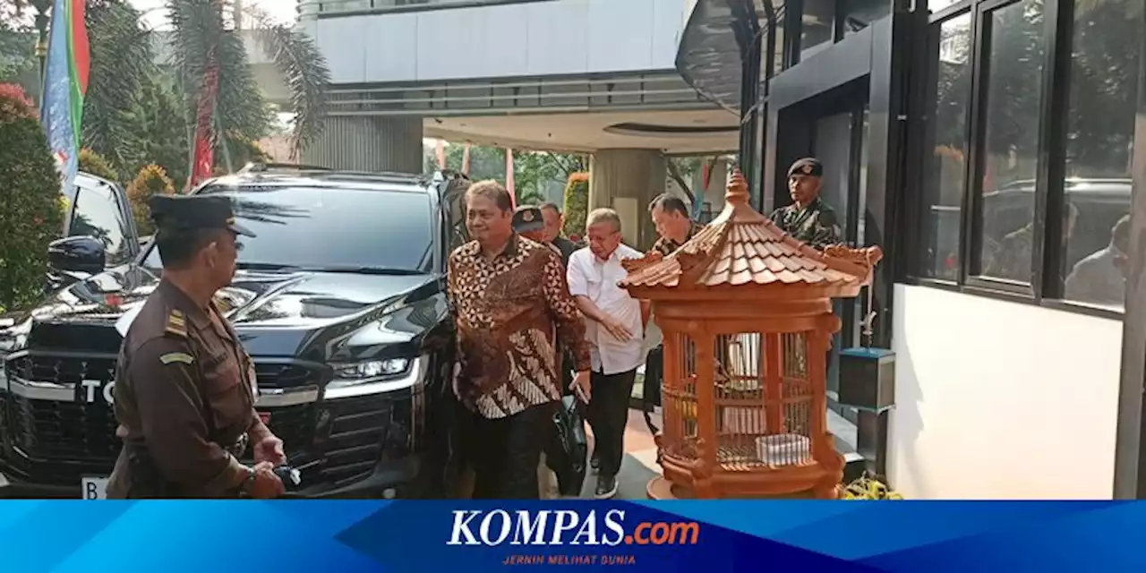 Diperiksa 12 Jam, Airlangga Hartarto Ditanya soal Kebijakannya Atasi Minyak Goreng Langka