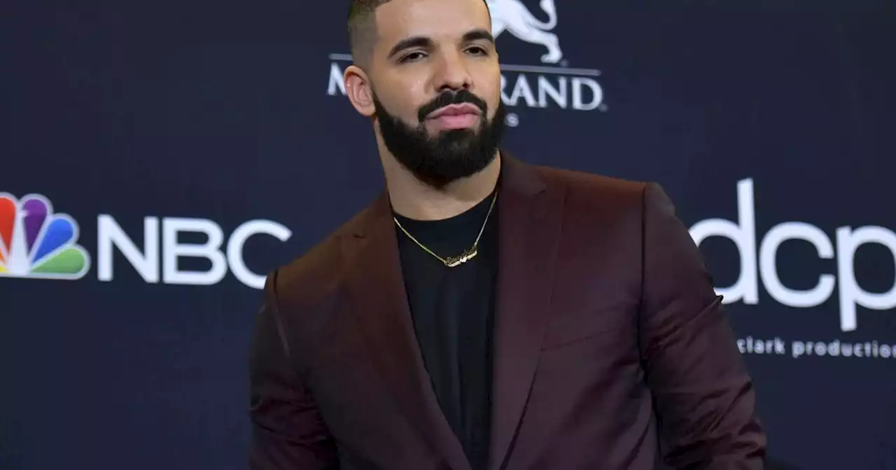 Drake says fan has 'some serious life evaluating to do' after throwing a vape onstage