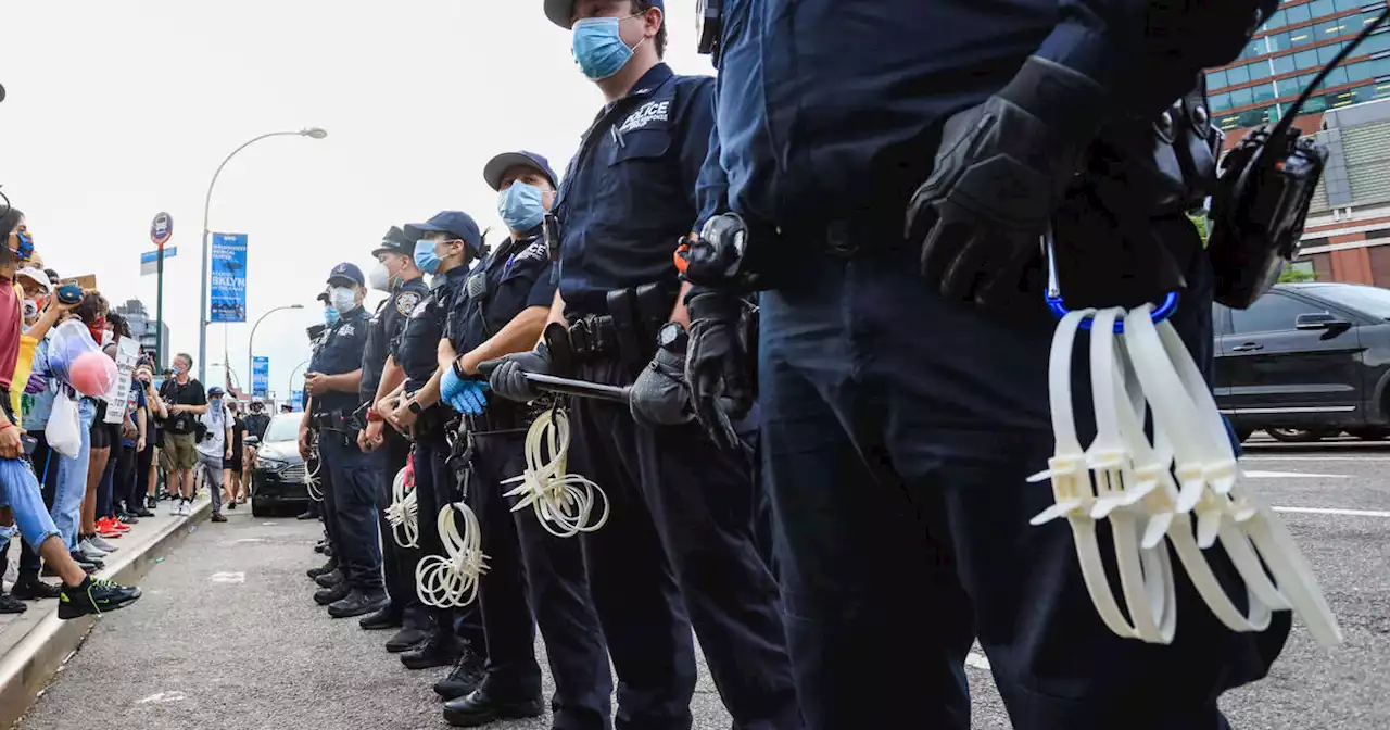 New York va verser 13 millions de dollars à des manifestants à cause des méthodes de ses policiers