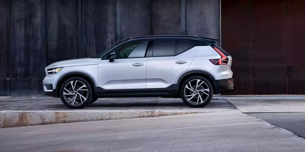 The 2023 Kia EV6 vs. the Volvo XC40 Recharge: Which one is better?