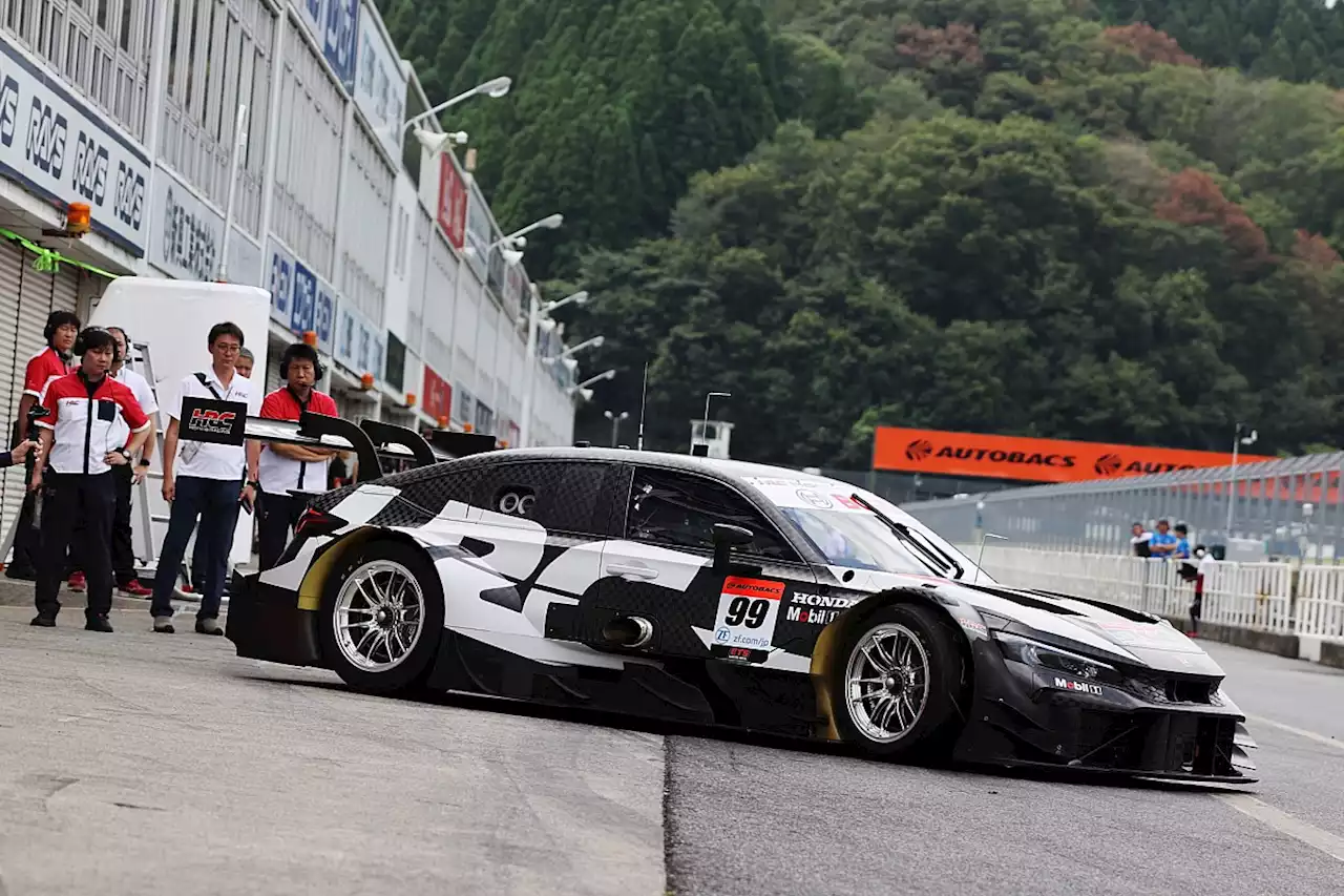 SUPER GT: Honda Civic GT500 hits the track in Okayama test