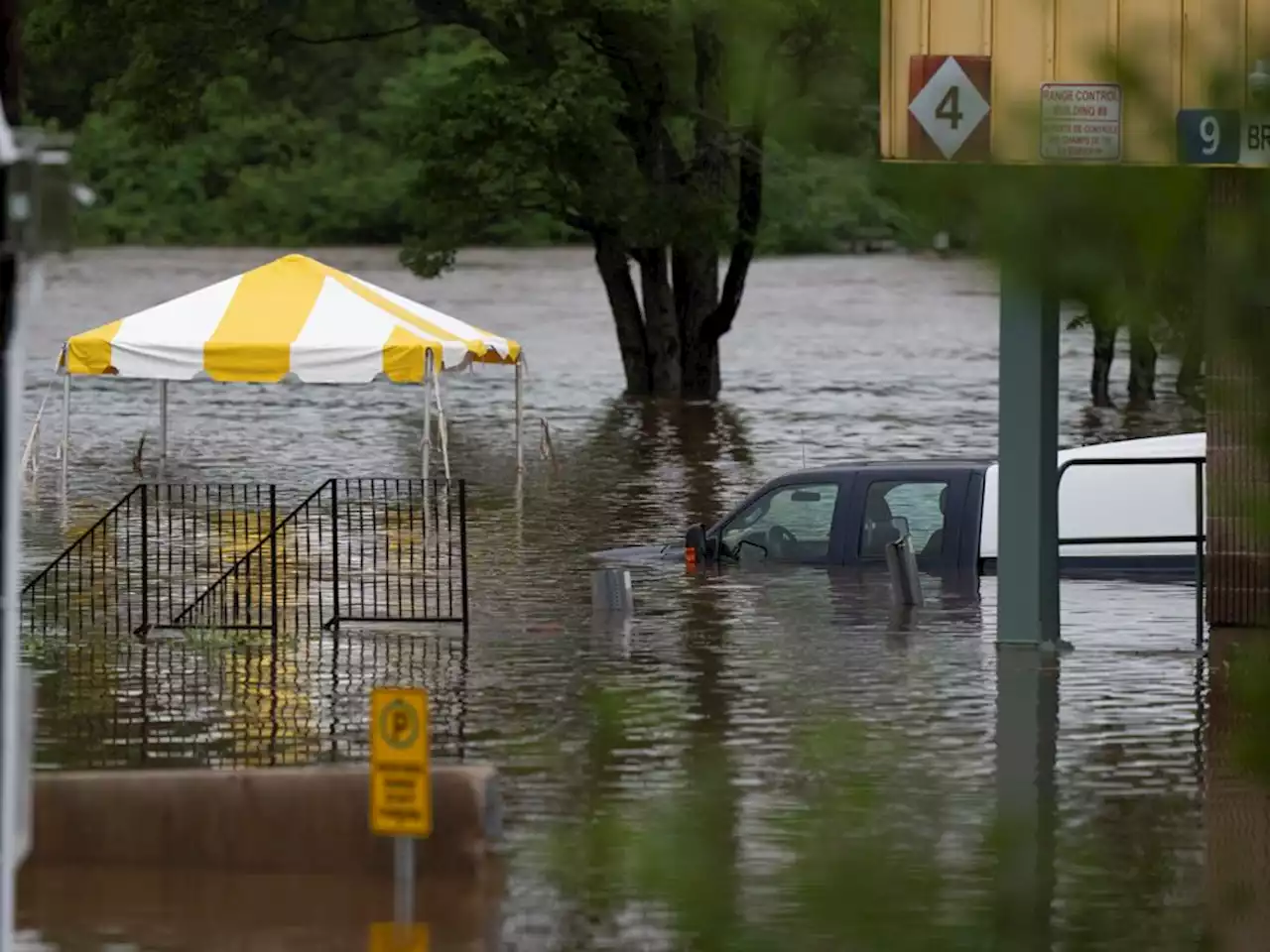 Nova Scotia flooding halts CN Rail traffic