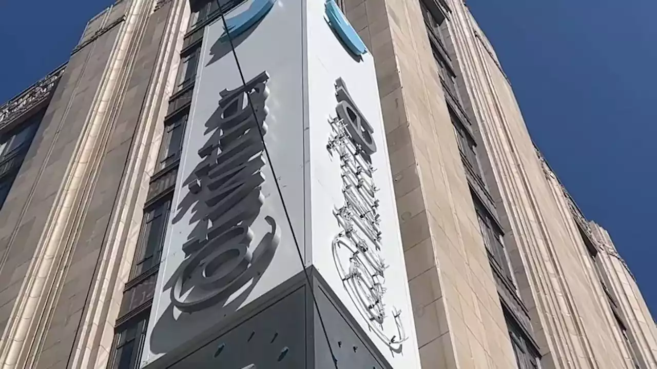 Bye bird, hello X: Crews start to remove Twitter sign at company's SF headquarters