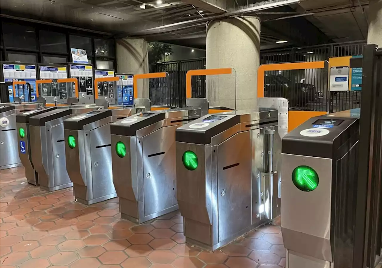 “Metro begins rollout of new, higher faregates to stop fare evasion” - PoPville