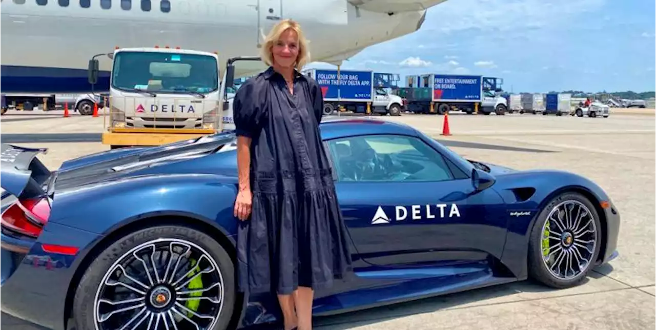 Delta Is Offering the Porsche 918 Spyder as an Airport Shuttle