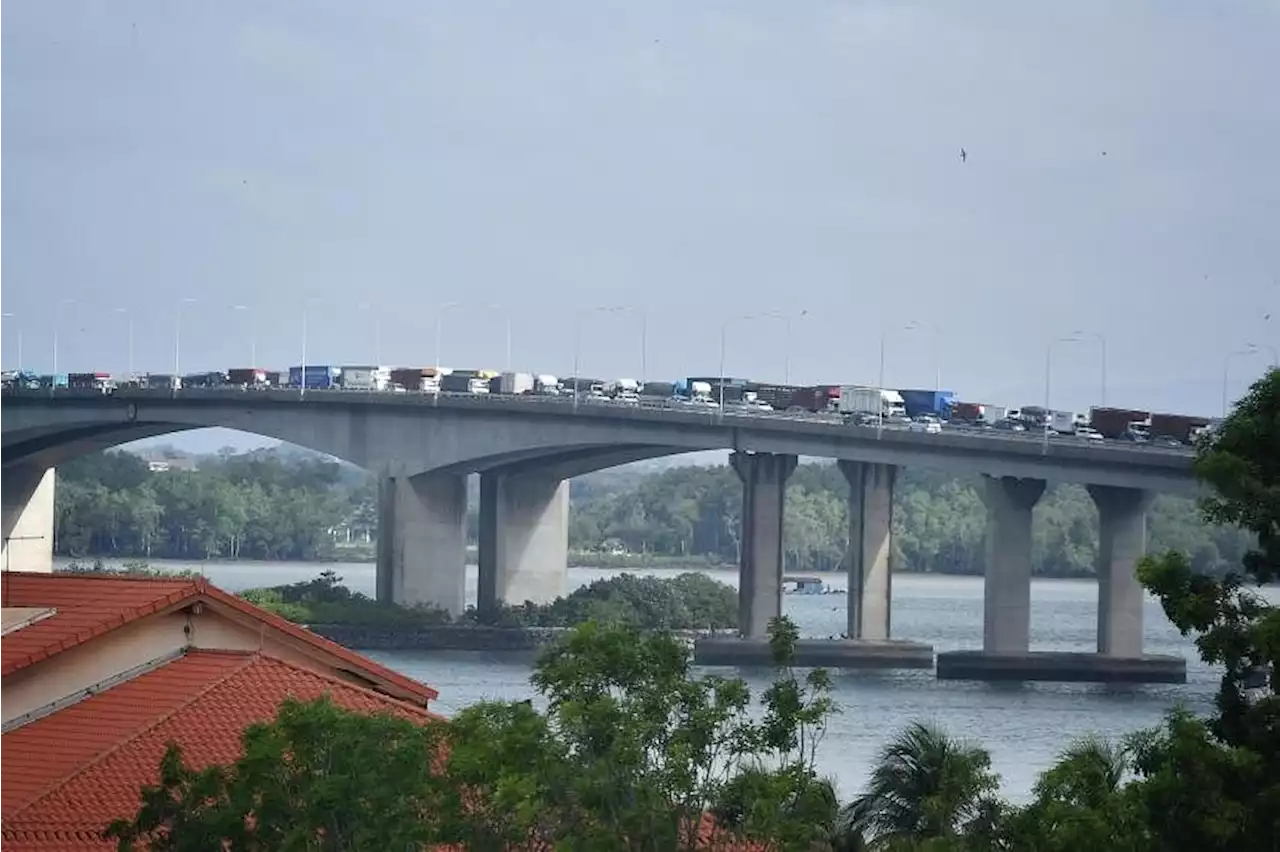 Heavy traffic at land crossings due to bilateral exercise at Tuas Second Link on Wednesday