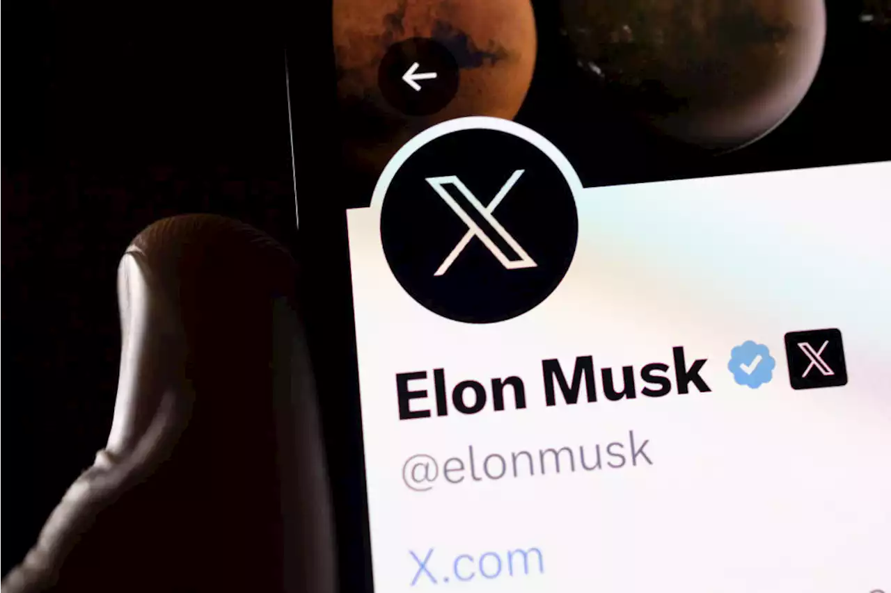 Twitter Users Criticize Elon Musk's Rebrand to 'X'