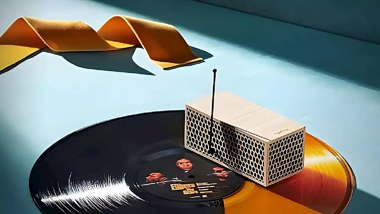 Enjoy Your Favorite Records Anywhere With the RokBlok 2.0