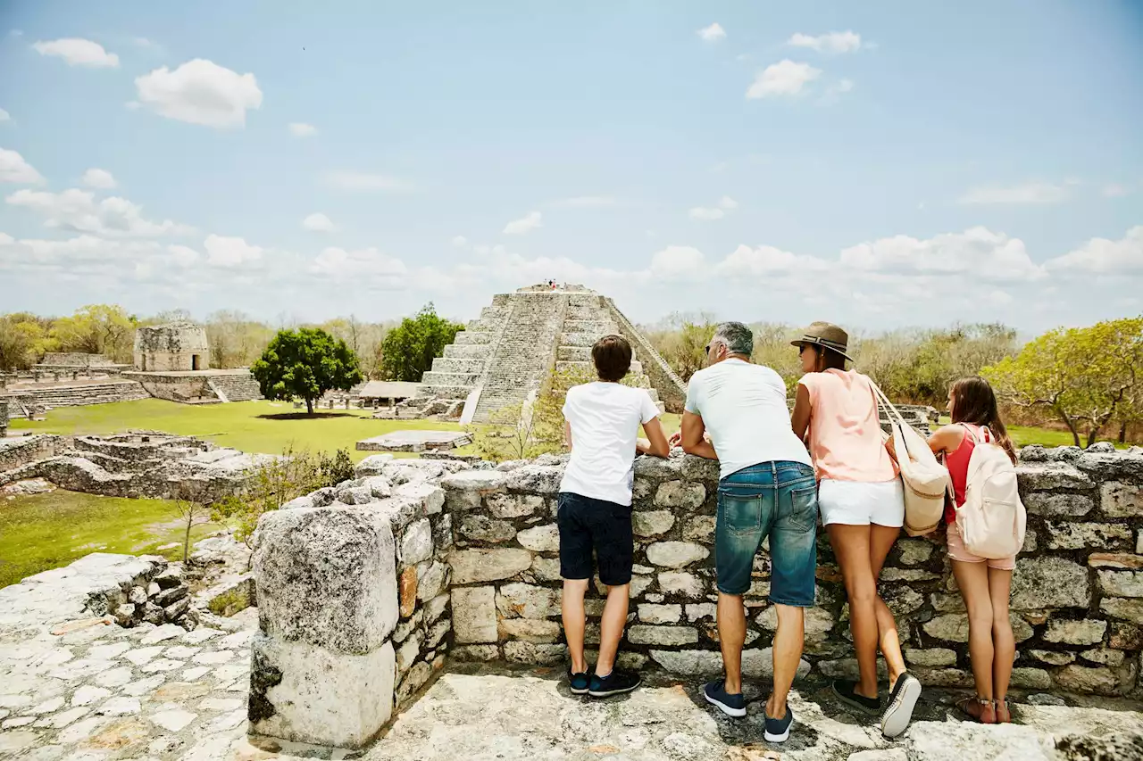 Qué necesita un menor de edad para viajar a España, México y más