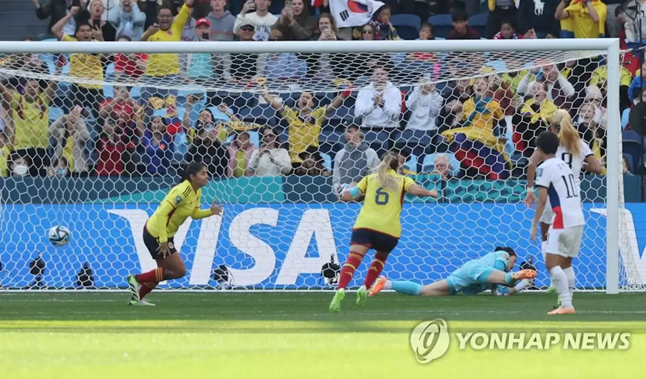 한국 여자축구, 월드컵 첫 경기 전반 콜롬비아에 0-2로 밀려 | 연합뉴스