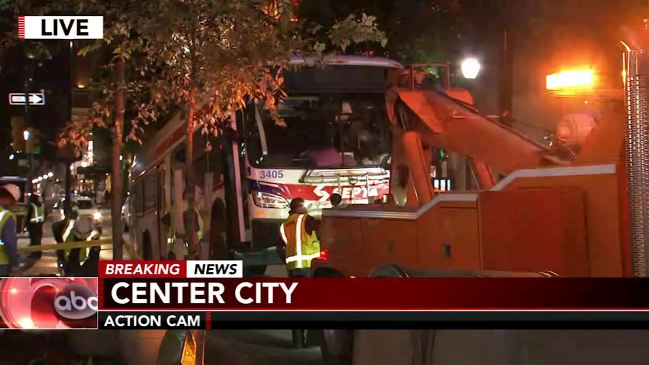 Bus crashes into Philadelphia building, marking 4th SEPTA-involved collision in 1 week