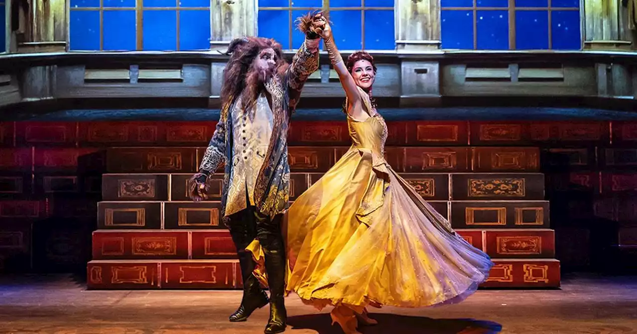 Review: Bite-sized “Beauty and the Beast” at Chicago Shakespeare