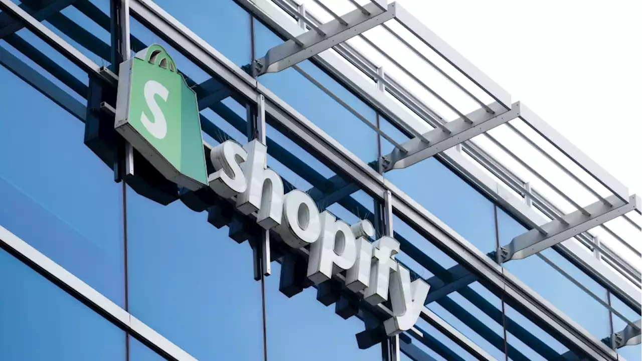 Shopify dives deeper into AI with new products, including chatbot for merchants