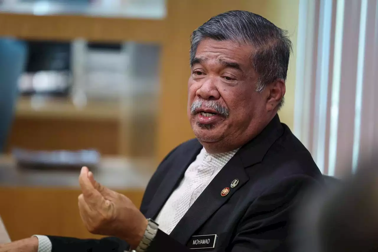 Focus on polls, not Salahuddin’s successor, Mat Sabu tells Amanah members