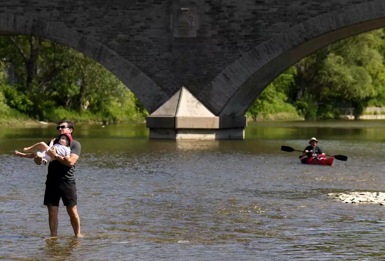 Heat warning forecasts 30C across southwestern Ontario, no relief until Saturday