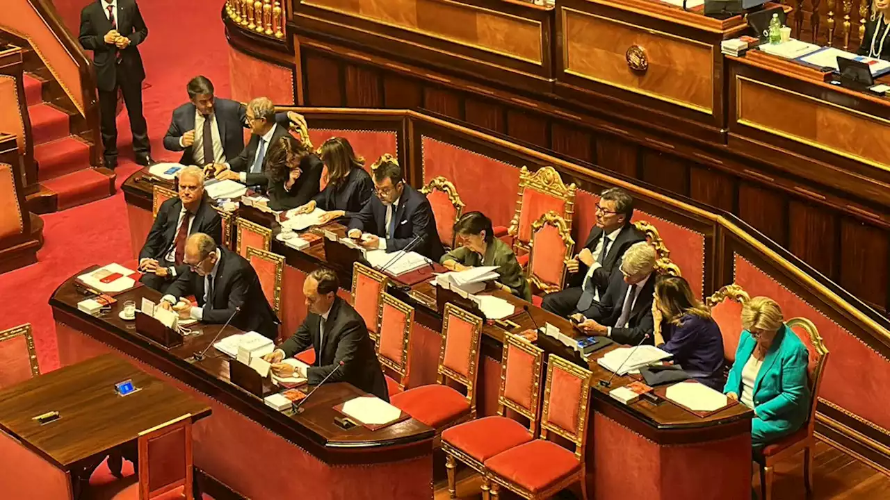 Santanchè in Senato: il voto sulla mozione di sfiducia in diretta