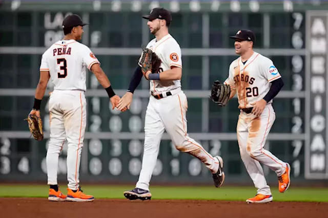 Kyle Tucker and Martín Maldonado power Astros past AL West-leading Rangers 4-3