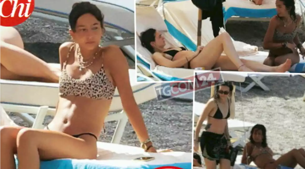 Sophie Taricone al mare con Kasia Smutniak: guarda le foto