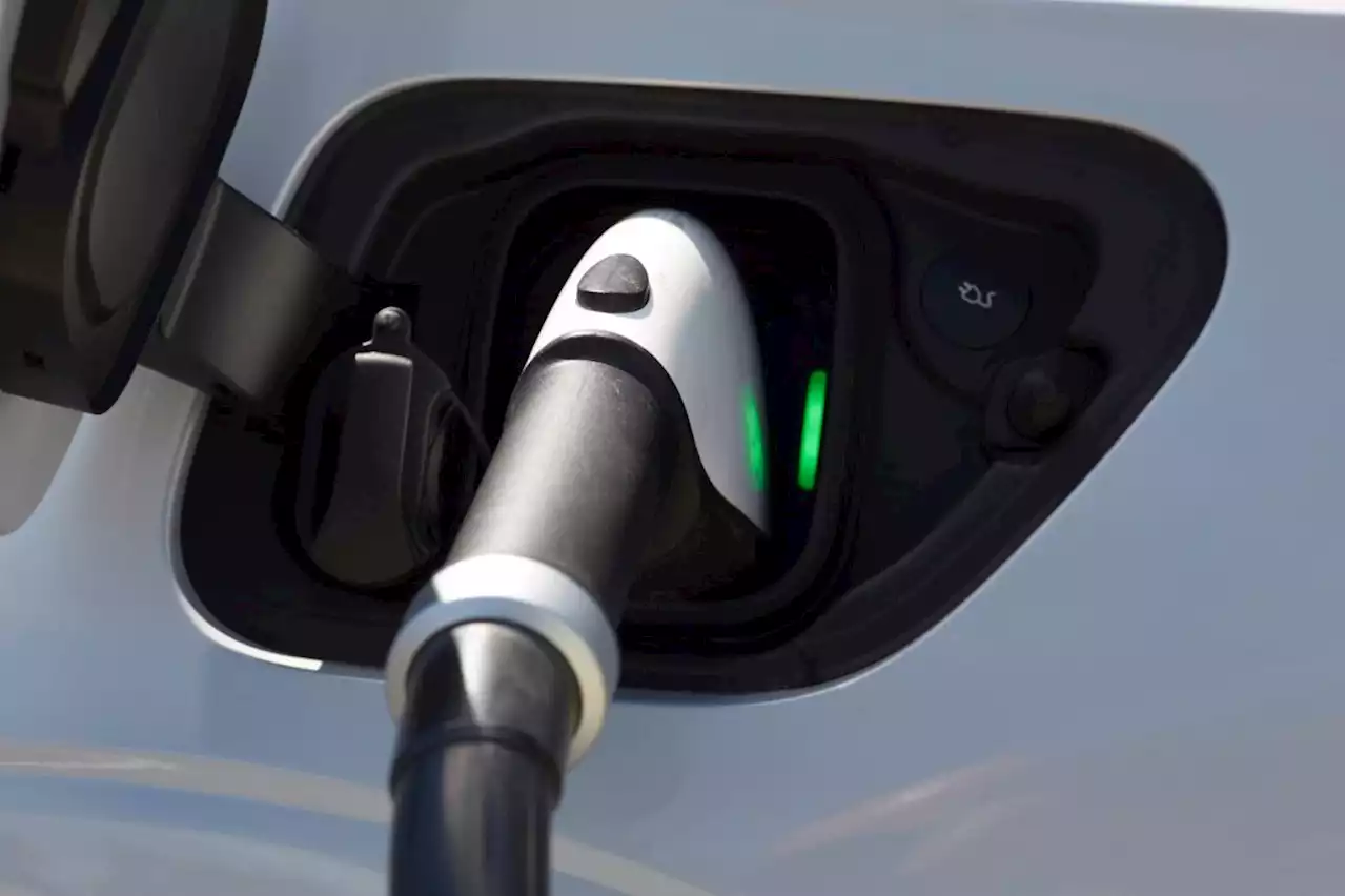 Automakers unite to build EV charging network