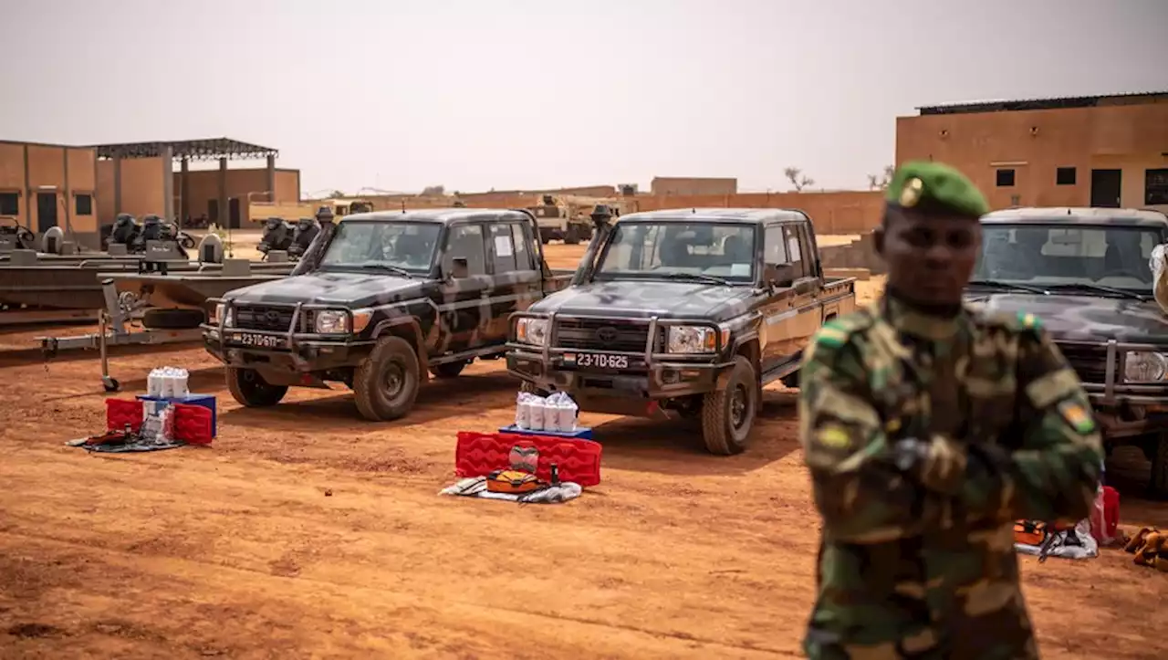 Un coup d'État en cours au Niger ? Des militaires retiennent le Président Mohamed Bazoum dans son palais