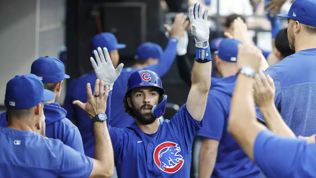 Dansby Swanson homers twice as the streaking Cubs beat the crosstown White Sox 7-3