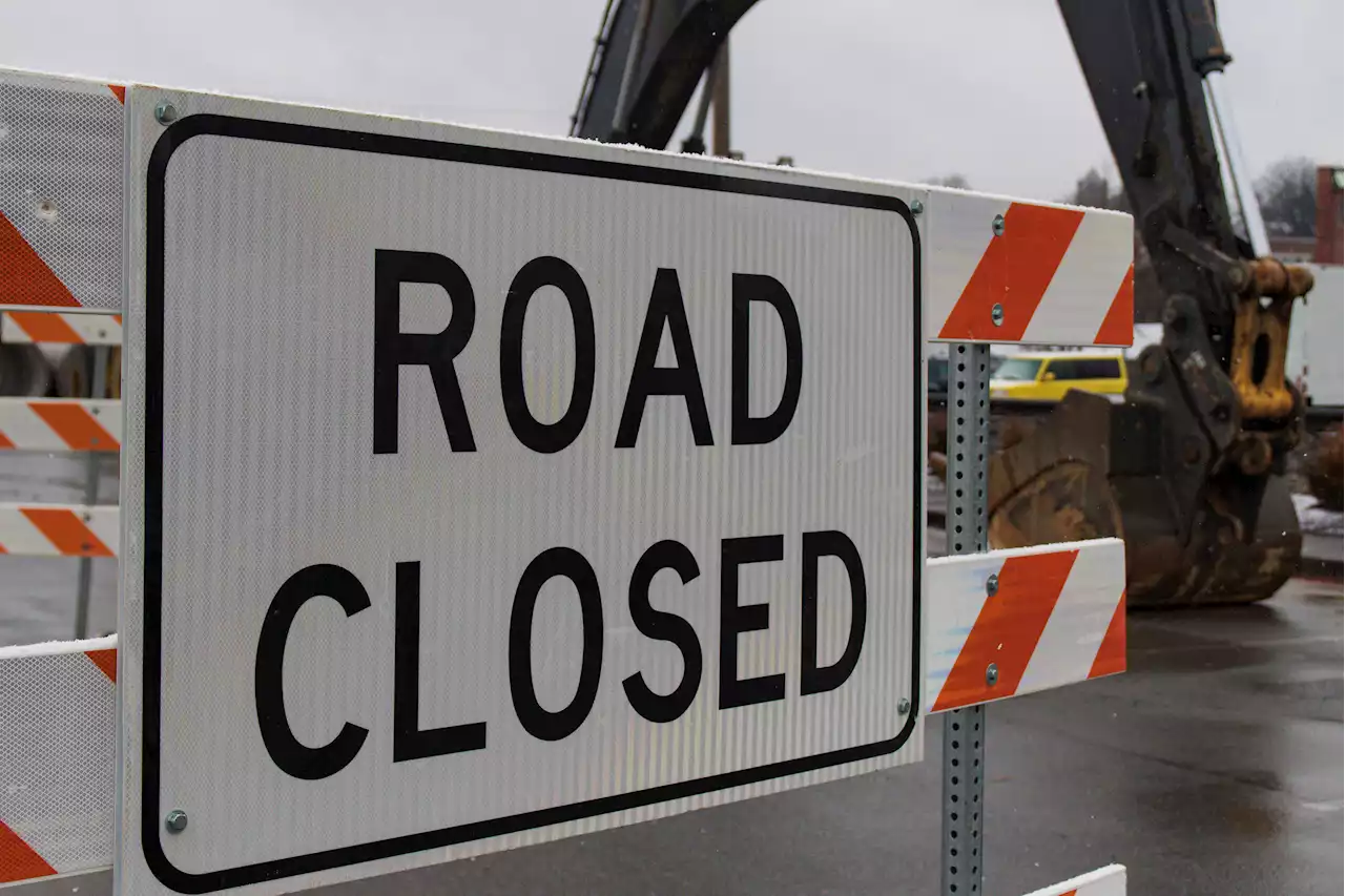 I-65 in Northwest Indiana closed in both directions due to tanker crash; delays expected