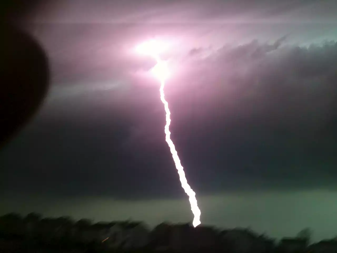 Severe weather could threaten Chicago area with storms possible Wednesday