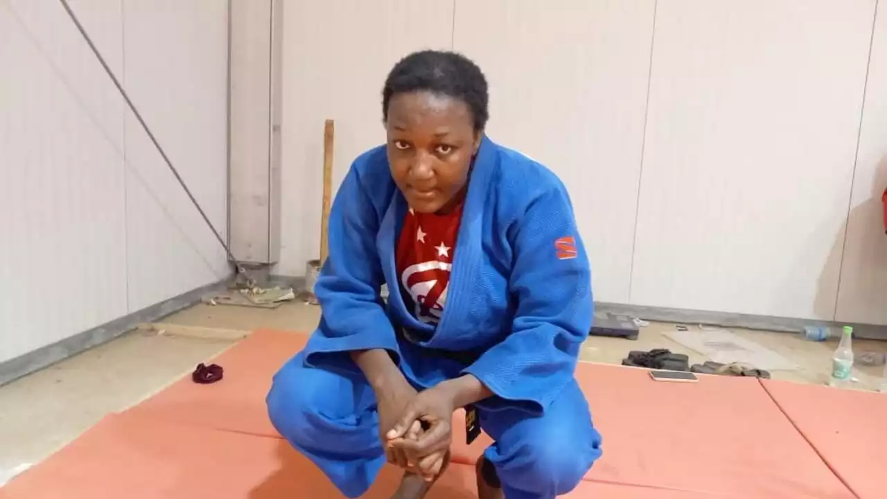 Paris 2024: la judoka tchadienne Carine Ngarlemdana dans une course contre-la-montre pour se qualifier