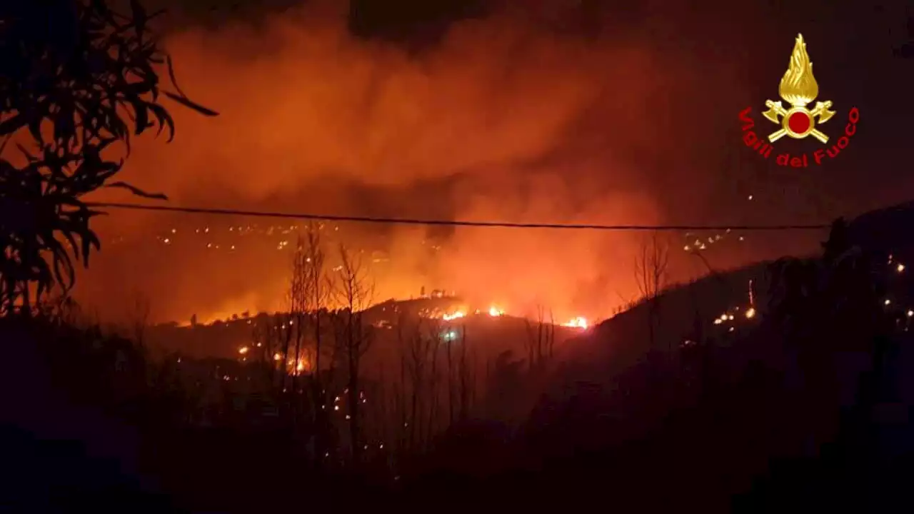 Emergenza incendi, Meloni: 'Non possiamo limitarci a interventi occasionali'