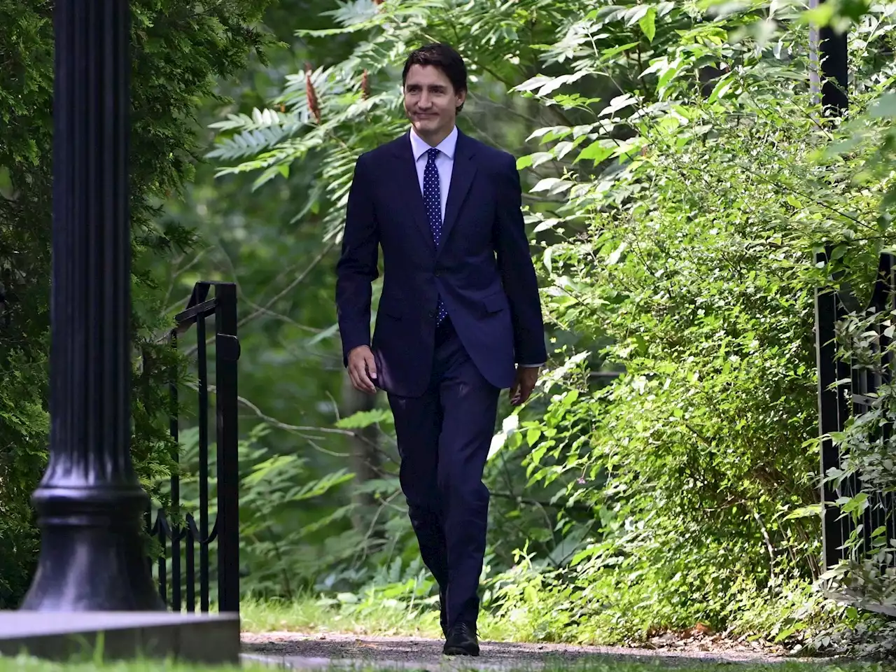 KINSELLA: Cabinet faces matter not in Justin Trudeau's cult of personality