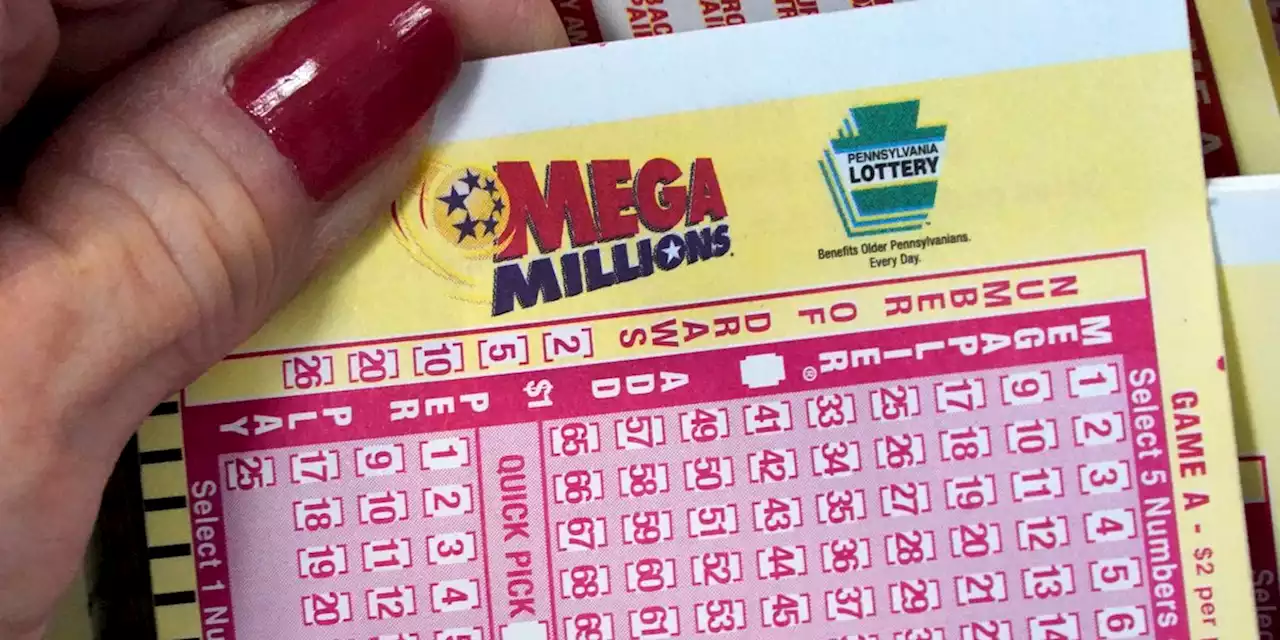 Mega Millions jackpot rises to $910 million after no one wins top prize