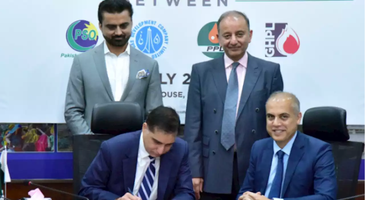Pak oil companies collaborate with Saudi Aramco for $10b Greenfield Refinery project