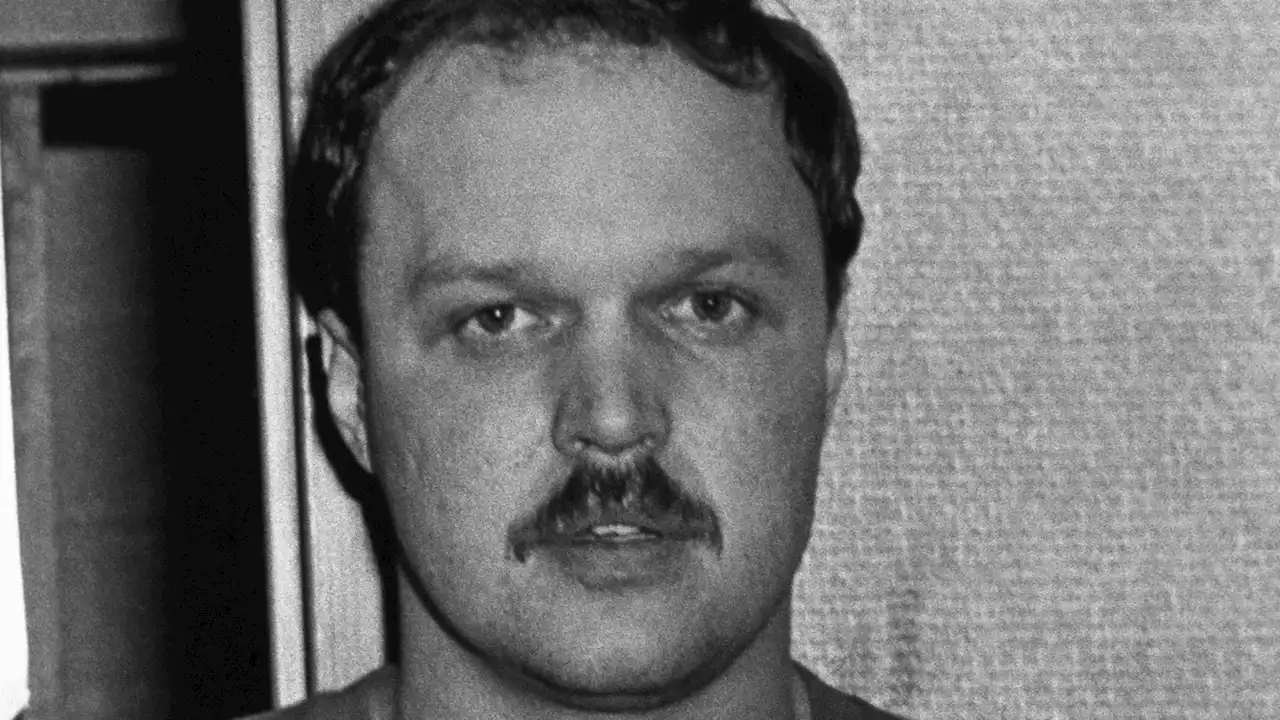 Larry Eyler victims: Remains found at IN farm in 1983 ID'd as Chicago teen slain by serial killer