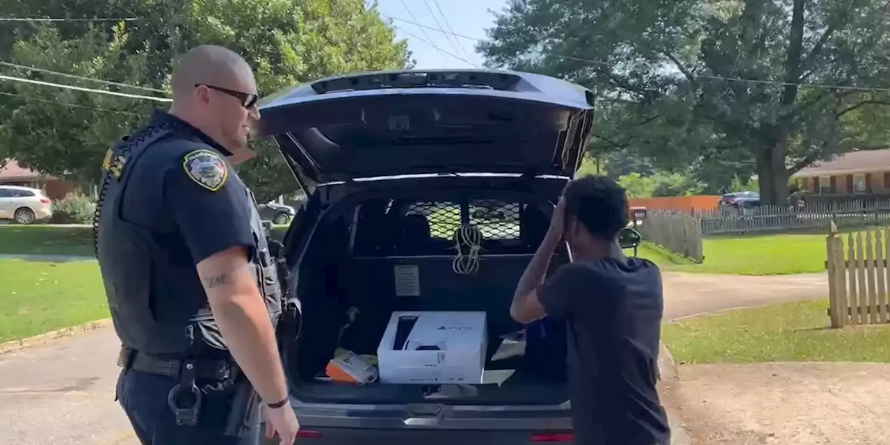 Officer surprises young boy he was asked to remove with new PlayStation