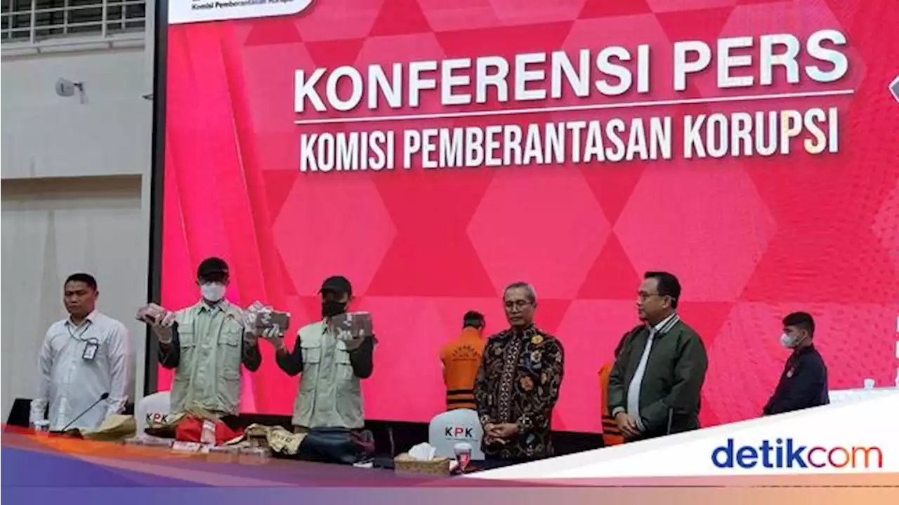 8 Fakta Kabasarnas Tersangka Suap Proyek Alat Deteksi Reruntuhan