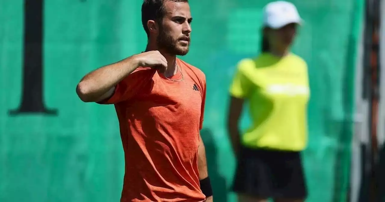 Video: abandonó en pleno partido de tenis por tener un triple match point en contra