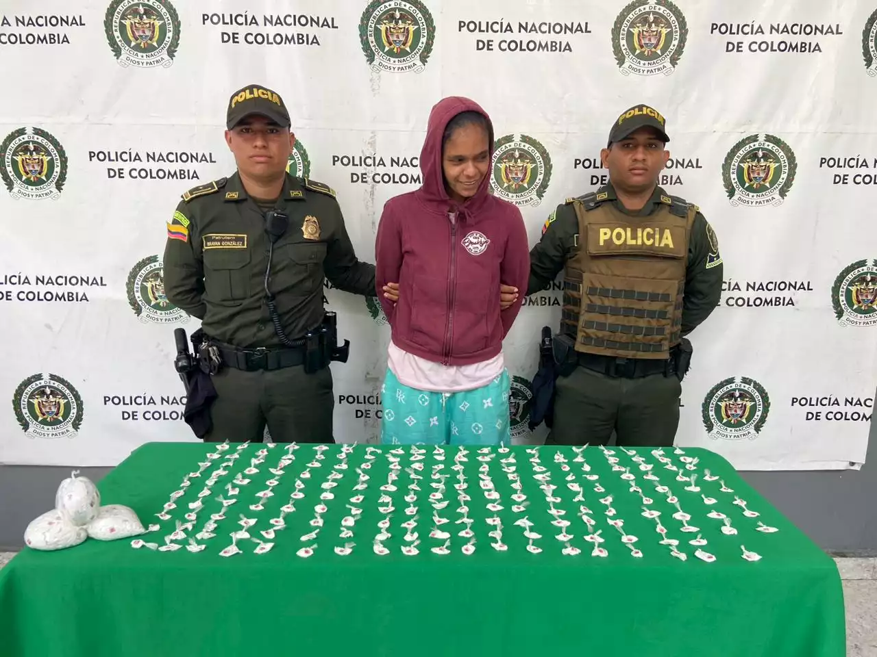 Policía captura a Jhailin: llevaba 800 dosis de coca en partes íntimas