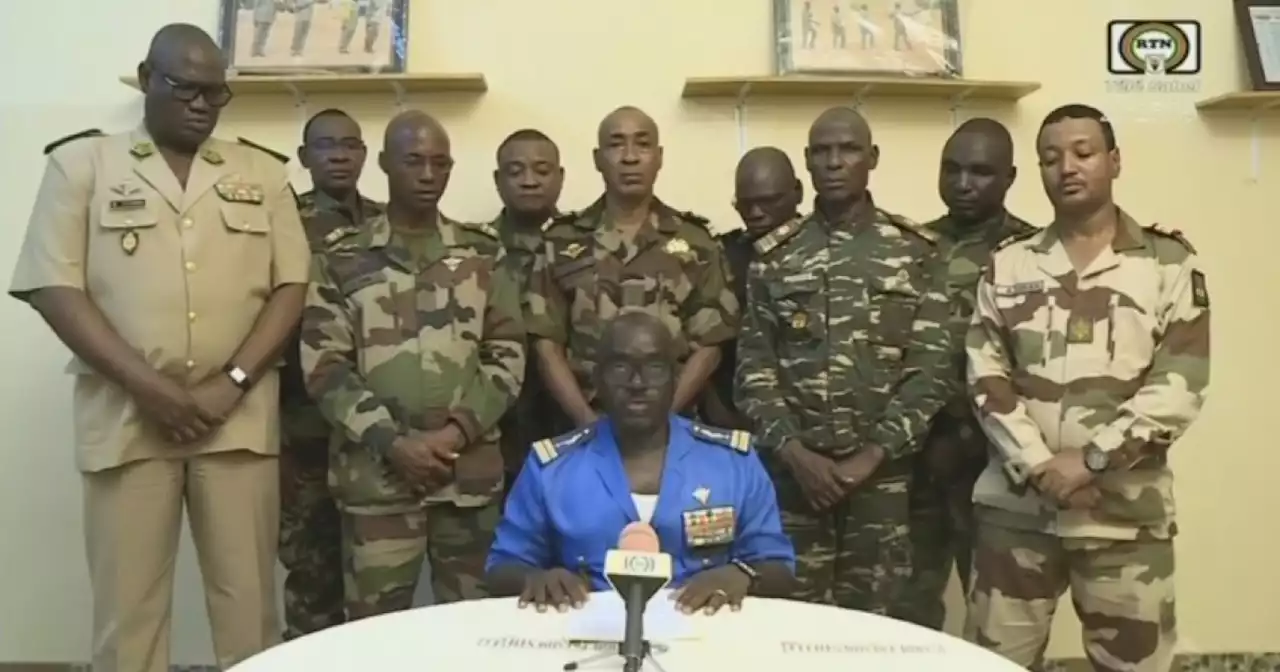 Niger soldiers claim to have overthrown president