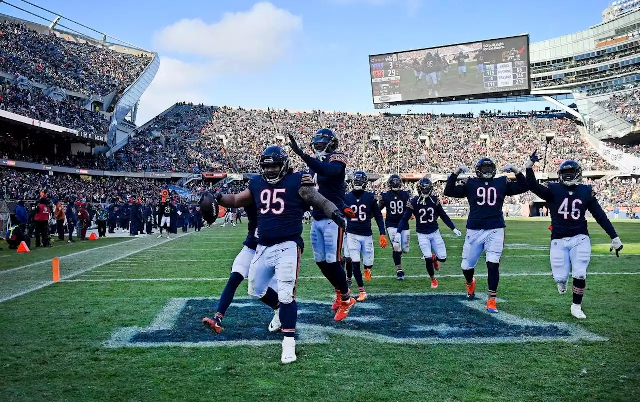 Chicago Bears Reopen Talks On Keeping Team In City Limits—Despite Plans For New Suburban Stadium