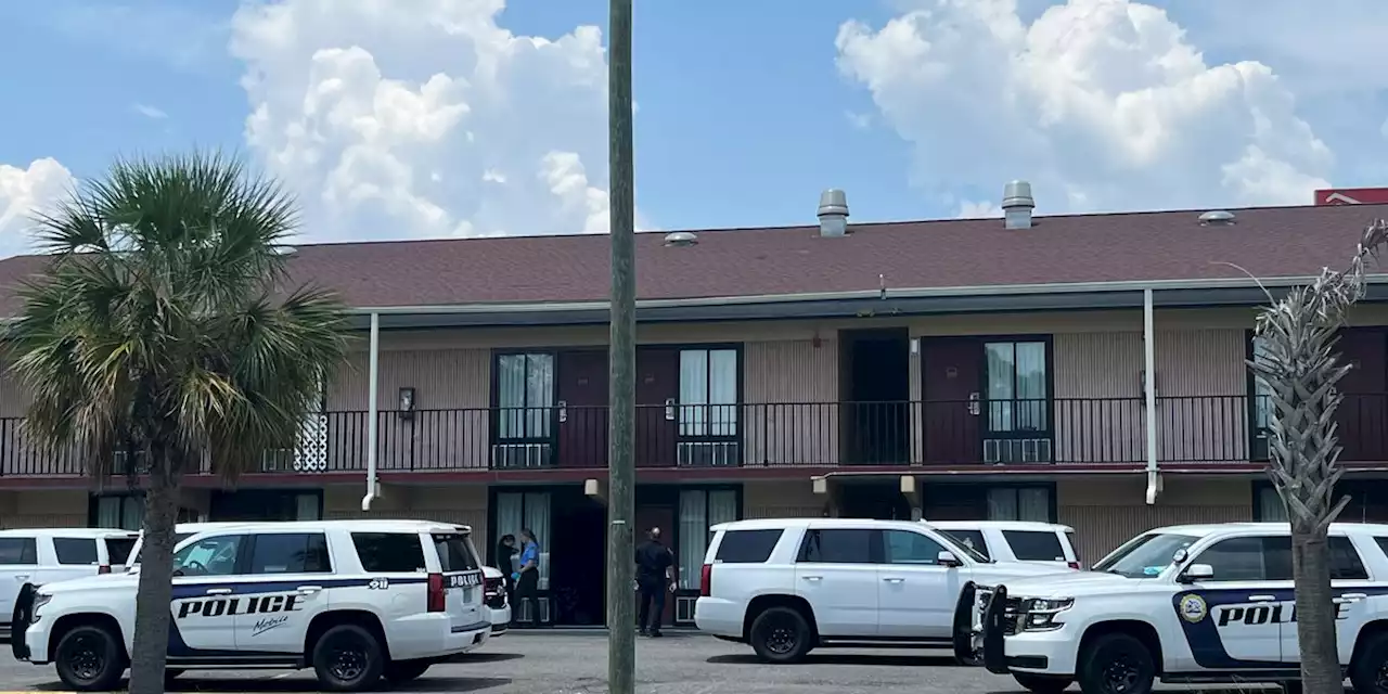 MPD: Woman suffers life-threatening injury in shooting at Red Roof Inn