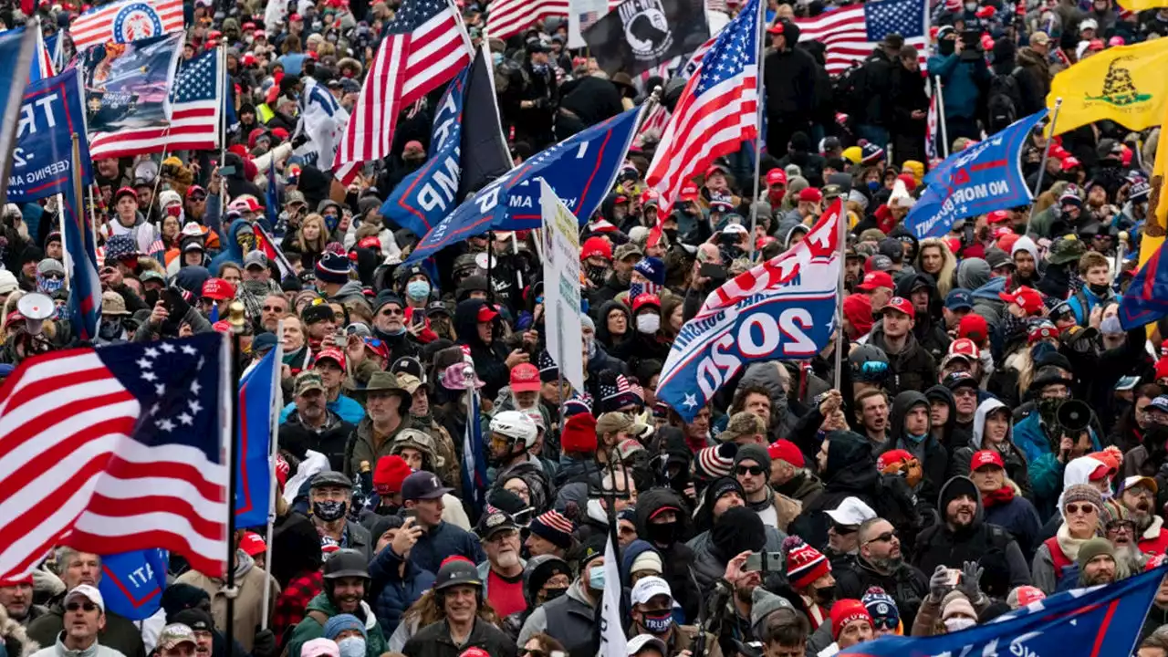 Illinois National Guardsman charged with assaulting police in Jan. 6 Capitol riot