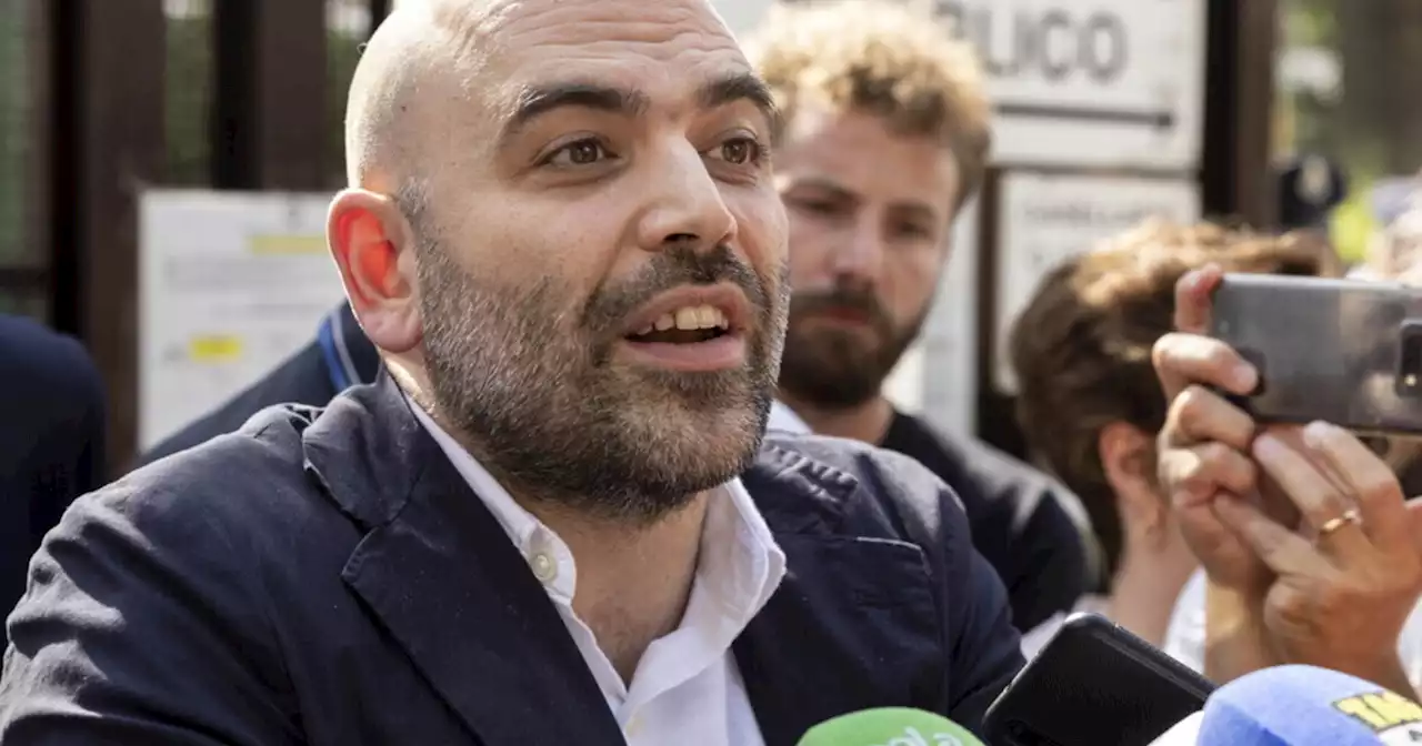 FdI caccia Saviano dalla Rai e trasforma uno scrittore in crisi di idee in un martire