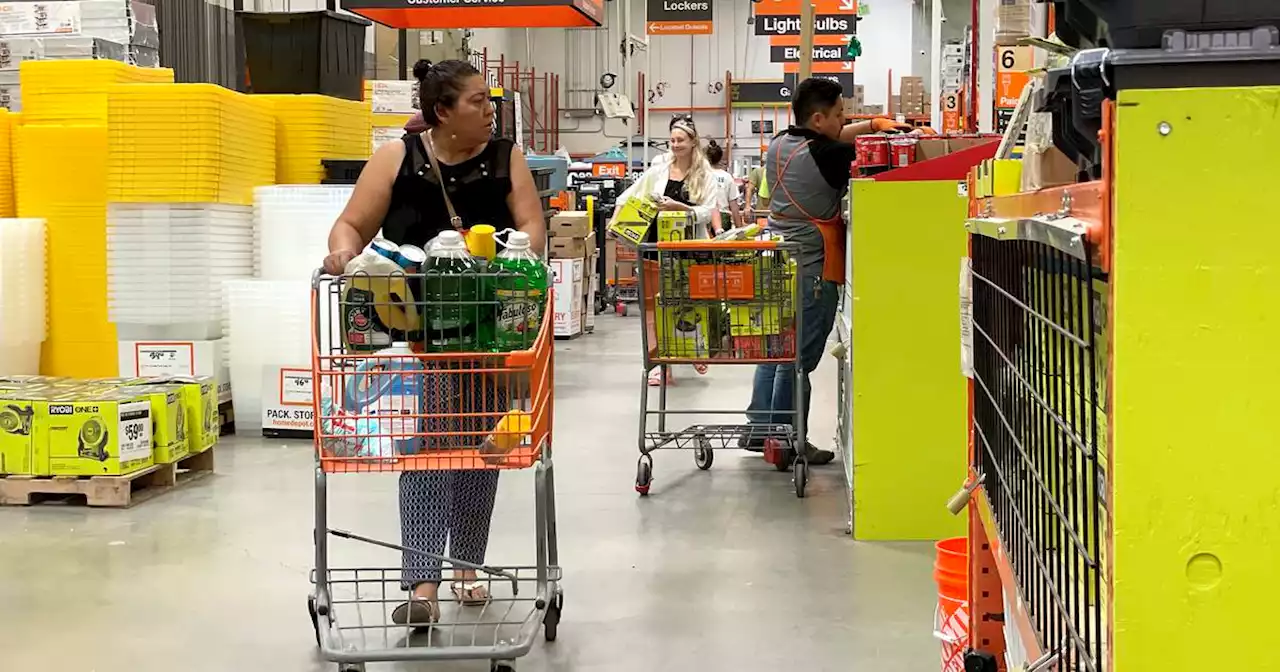 US economic growth accelerates to 2.4% in second quarter