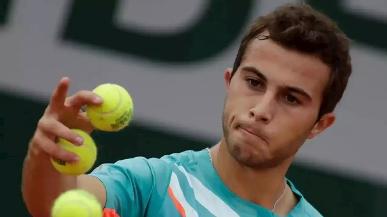 Tenis: un jugador francés tenía triple match point en contra y abandonó el partido